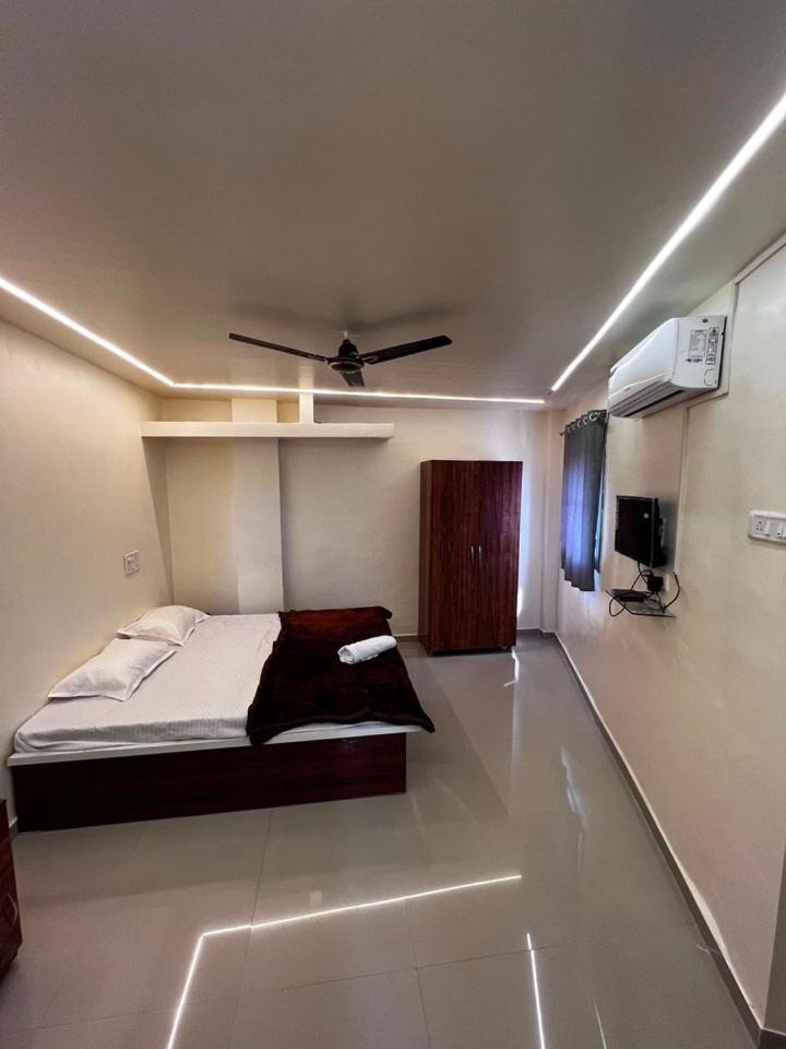 Hotel O Meet Inn Nashik Exterior photo